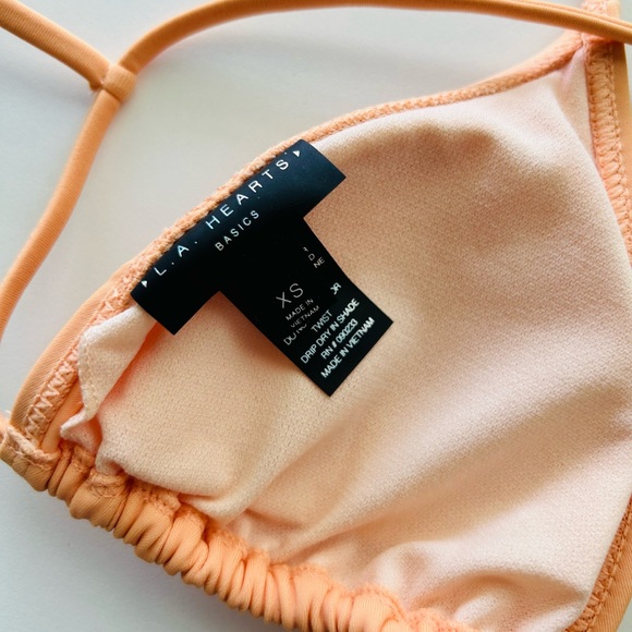 L.A.Hearts by PacSun triangle bikini top, XS - Picture 2 of 5